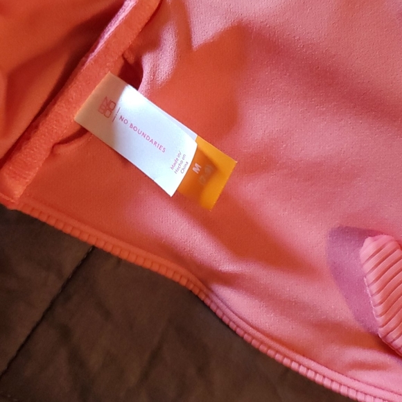 Pink Bikini - Picture 3 of 7